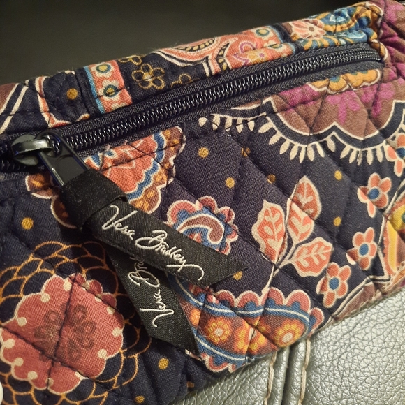 Vera Bradley billfold clutch great condition beautiful pattern - Picture 4 of 4